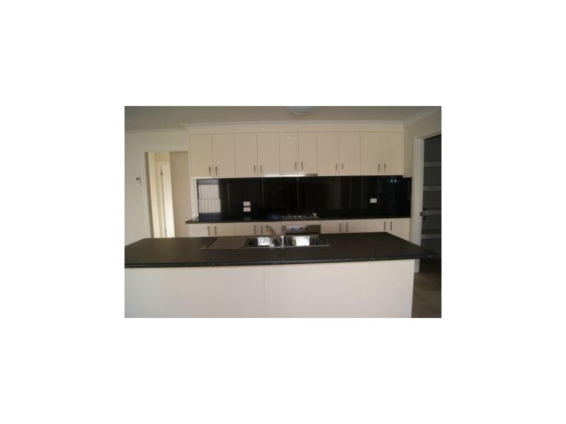 14 Britton Court, Jindera NSW 2642