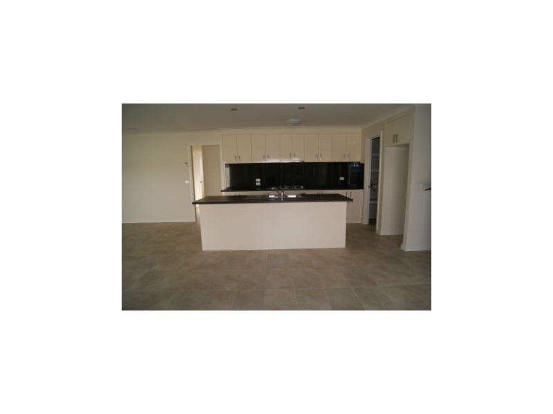 14 Britton Court, Jindera NSW 2642