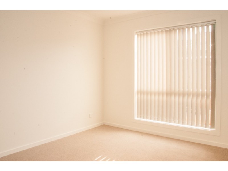 32 Cornwall Avenue, Lavington NSW 2641