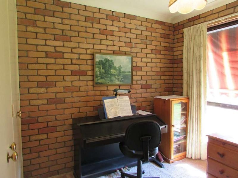 1/395 Sandrina Drive, Lavington NSW 2641