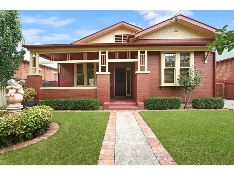 719 Young Street, Albury NSW 2640
