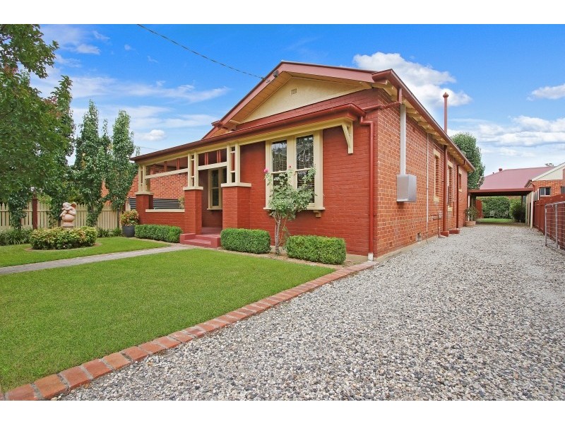 719 Young Street, Albury NSW 2640
