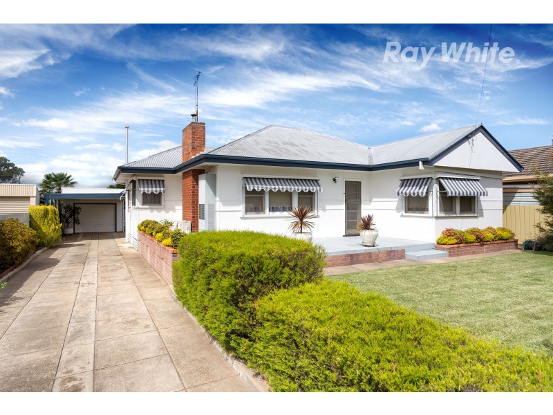 523 Klose Street, Lavington NSW 2641