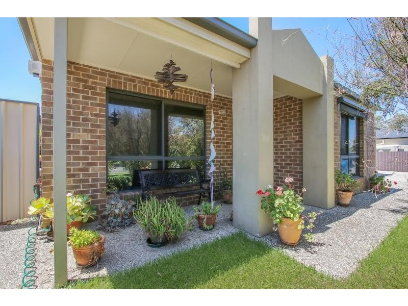 1/362 Cambourne Street, Lavington NSW 2641