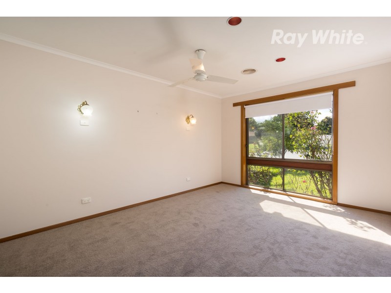 2 Mountain View Drive, Lavington NSW 2641