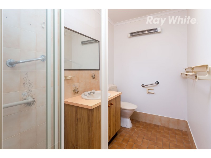 2 Mountain View Drive, Lavington NSW 2641