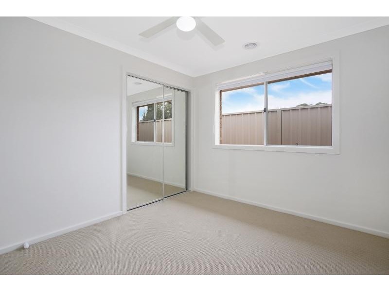 27 Brookfield Mews, Lavington NSW 2641