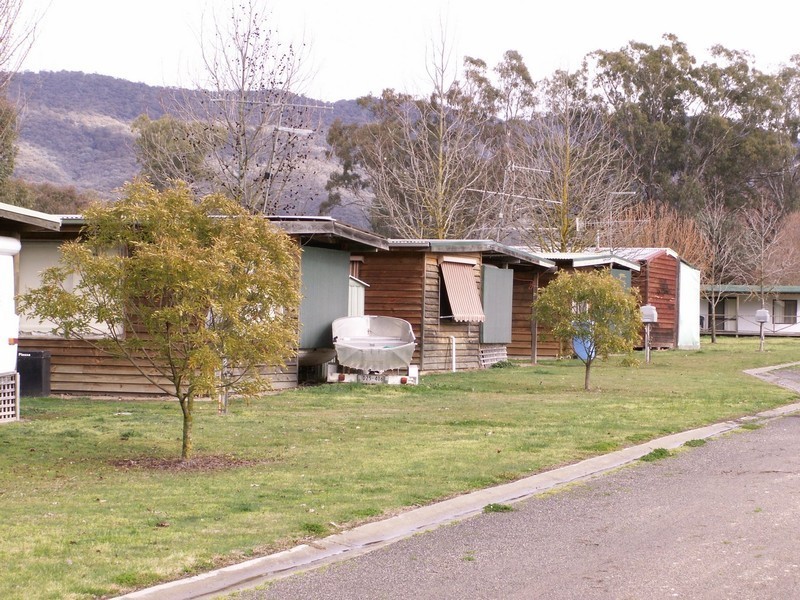 110 Kergunyah Rd, Kergunyah VIC 3691