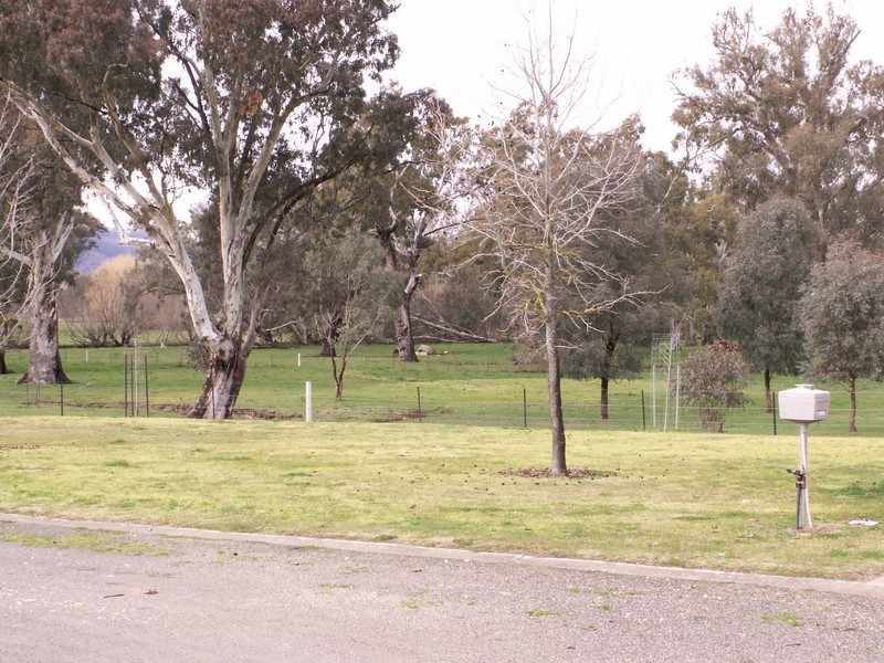 110 Kergunyah Rd, Kergunyah VIC 3691