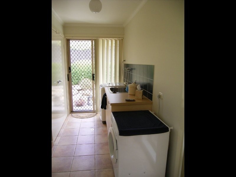 3 Moet Place, Lavington NSW 2641