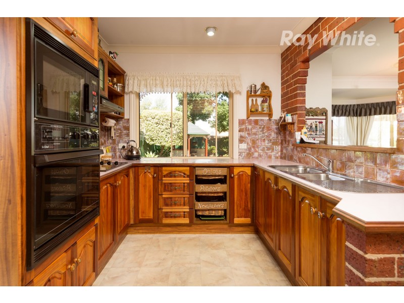 20 Renwick Court, Lavington NSW 2641