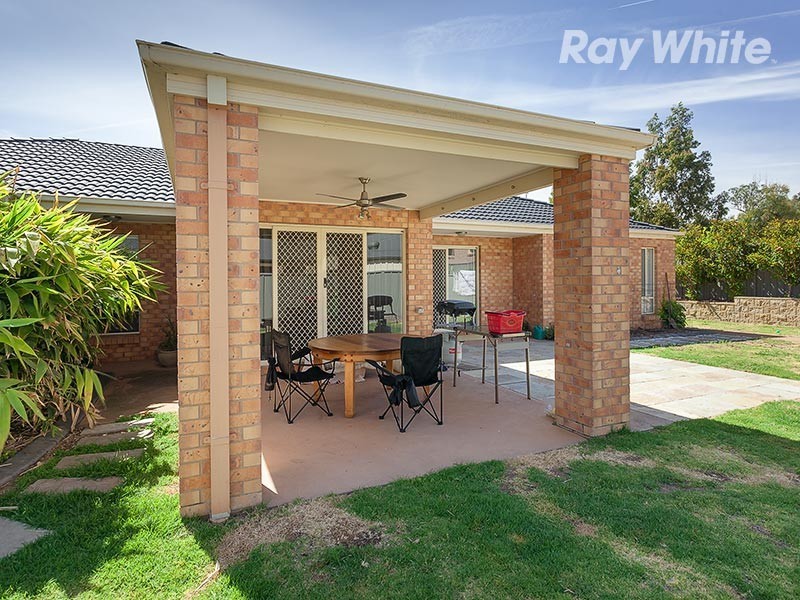 689 Pearsall Street, Hamilton Valley NSW 2641