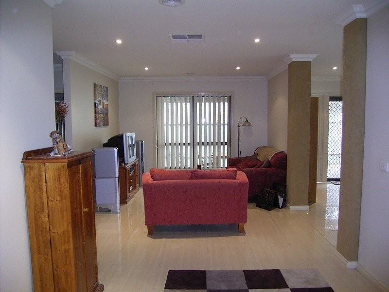 511 Ashford St, Lavington NSW 2641