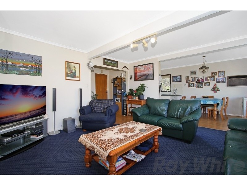 405 Dale Crescent, Lavington NSW 2641