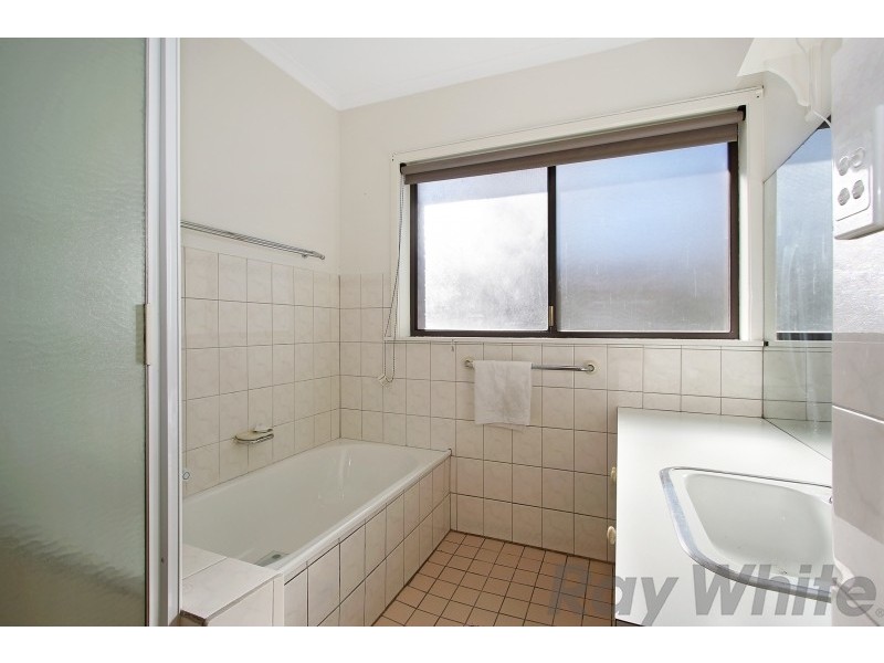405 Dale Crescent, Lavington NSW 2641