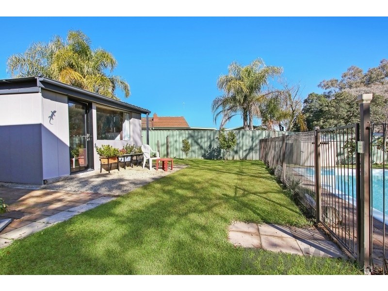 405 Dale Crescent, Lavington NSW 2641