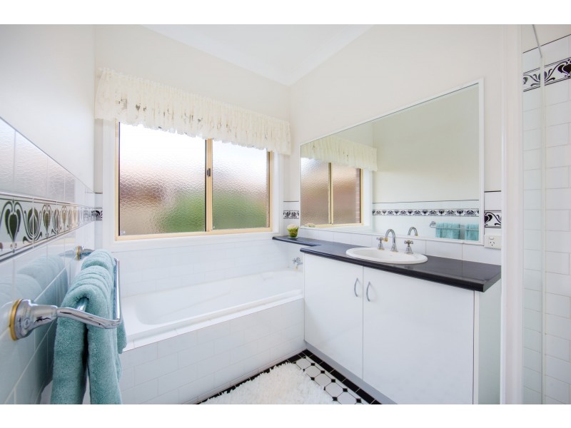 42 Hallam Street, Norris Park, Glenroy NSW 2640