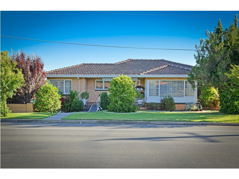 368 Eden Street, Lavington NSW 2641