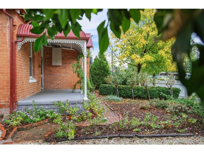 569 Hovell Street, South Albury NSW 2640