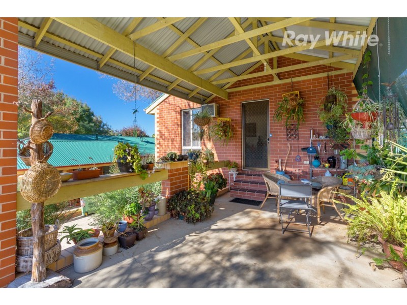 1and2/21 Panorama Place, Hamilton Valley NSW 2641