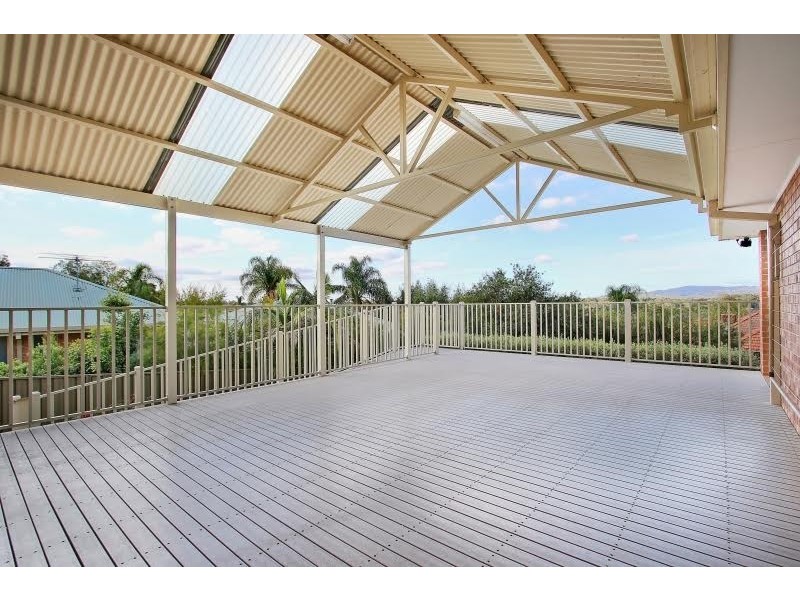 4 Grandview Terrace, East Albury NSW 2640