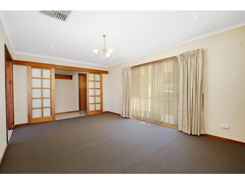 4 Grandview Terrace, East Albury NSW 2640
