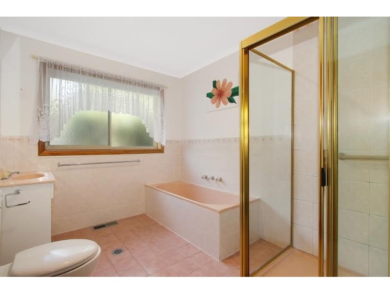 4 Grandview Terrace, East Albury NSW 2640