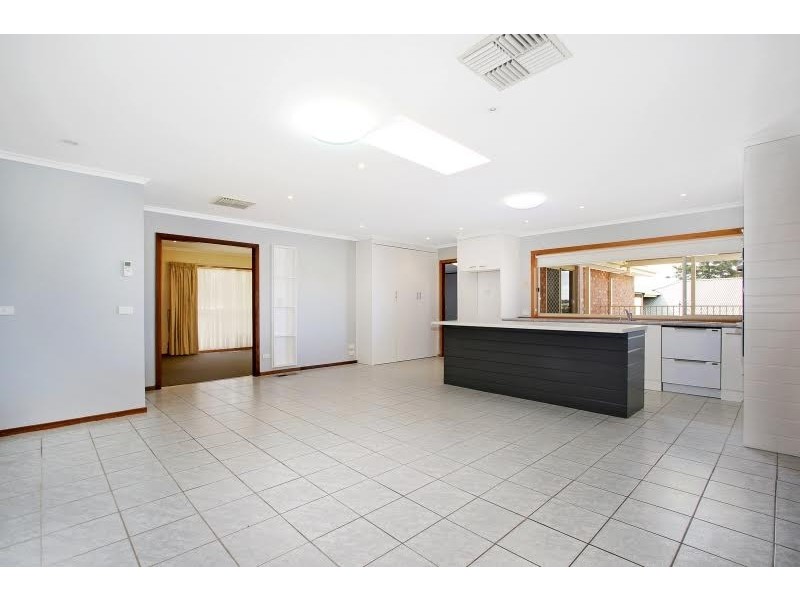 4 Grandview Terrace, East Albury NSW 2640