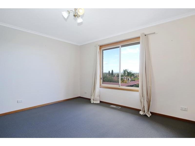 4 Grandview Terrace, East Albury NSW 2640