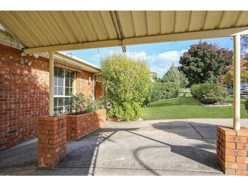 4 Grandview Terrace, East Albury NSW 2640