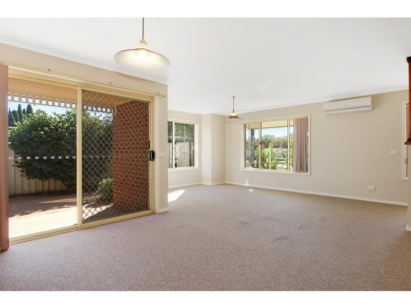 487 Heriot Street, Lavington NSW 2641