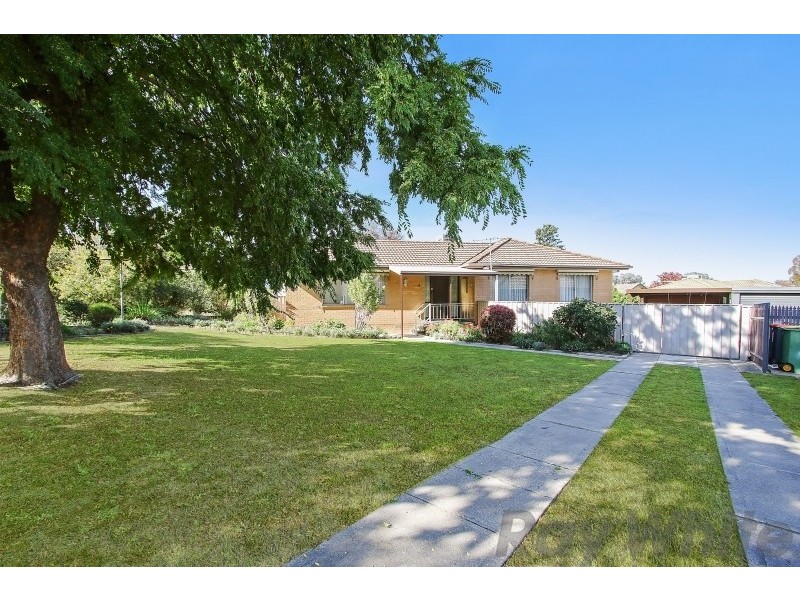 18 Conmurra Way, Springdale Heights NSW 2641