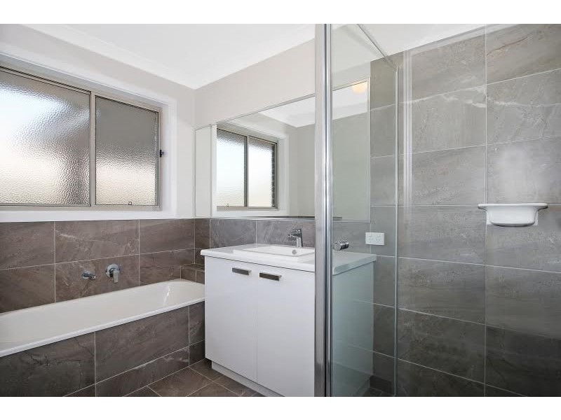 26 Gallagher Street, Thurgoona NSW 2640
