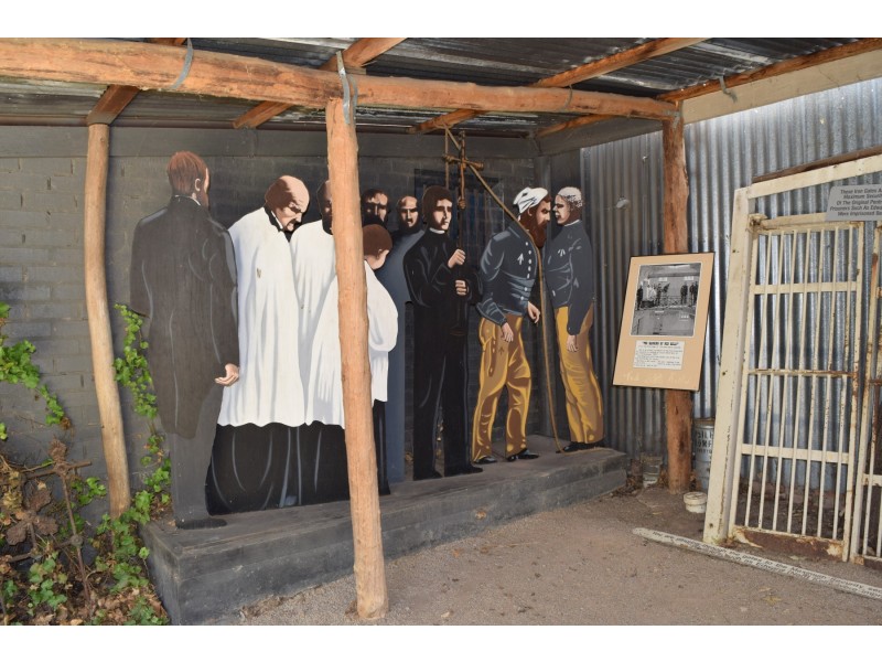 35 Gladstone Street, Glenrowan VIC 3675