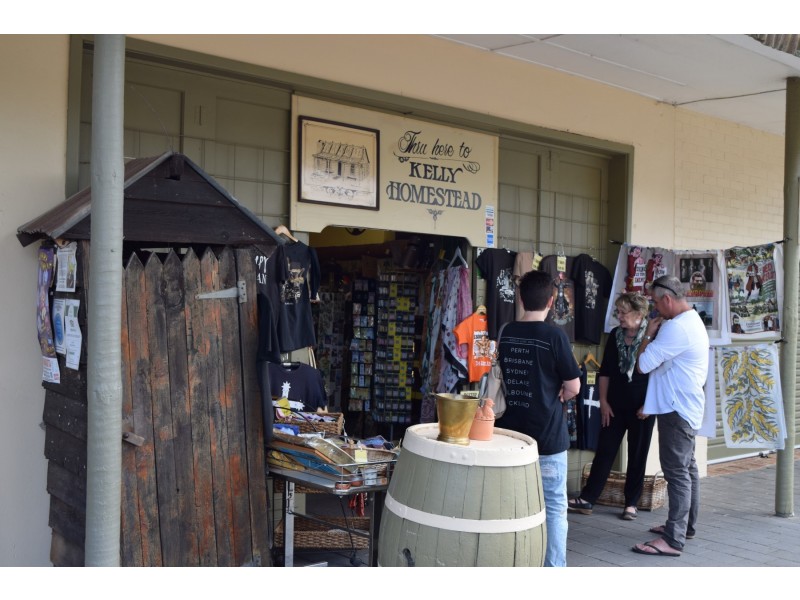 35 Gladstone Street, Glenrowan VIC 3675