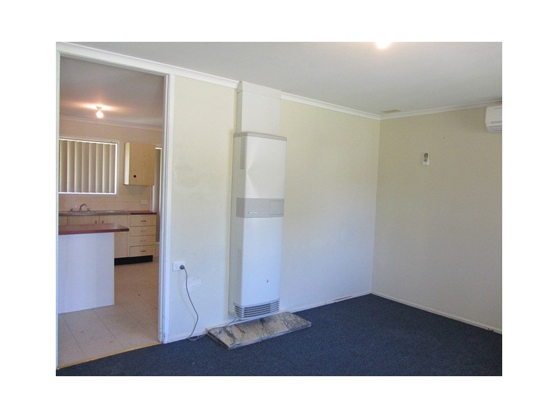 13 Mulga Place, West Albury NSW 2640