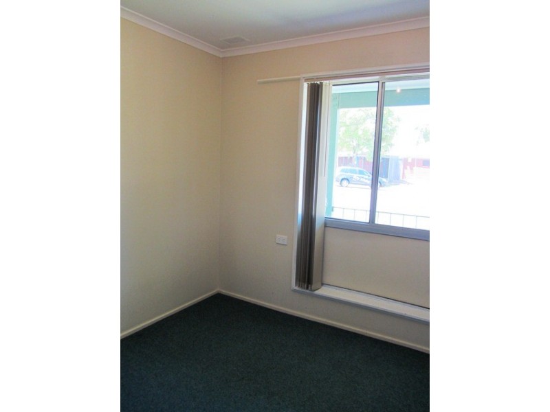 13 Mulga Place, West Albury NSW 2640