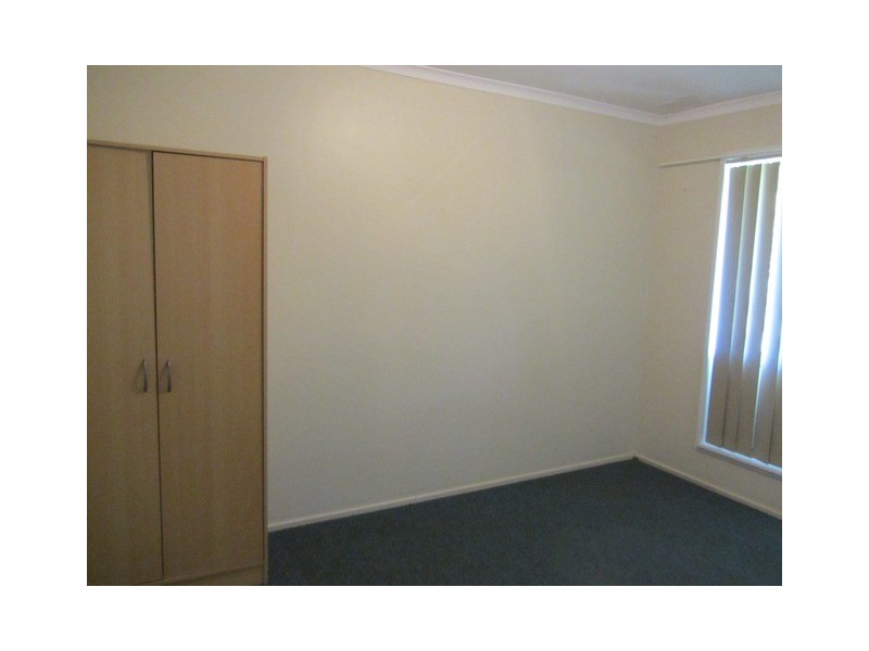 13 Mulga Place, West Albury NSW 2640