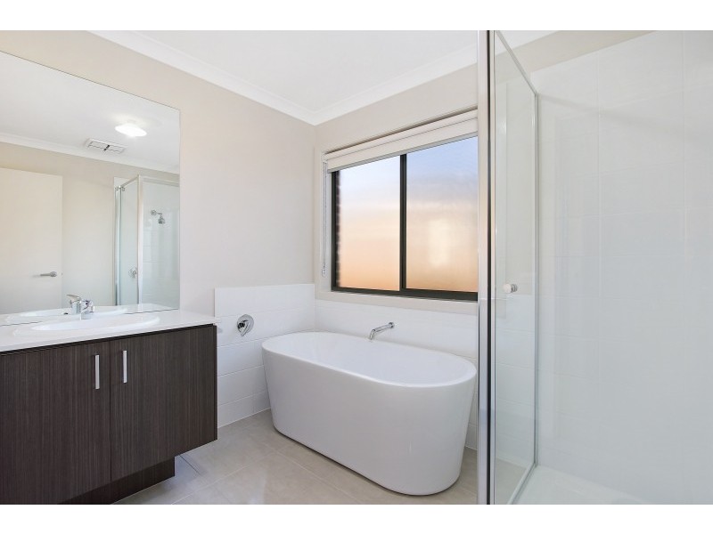 54 Hereford Court, Thurgoona NSW 2640