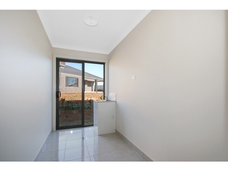 54 Hereford Court, Thurgoona NSW 2640