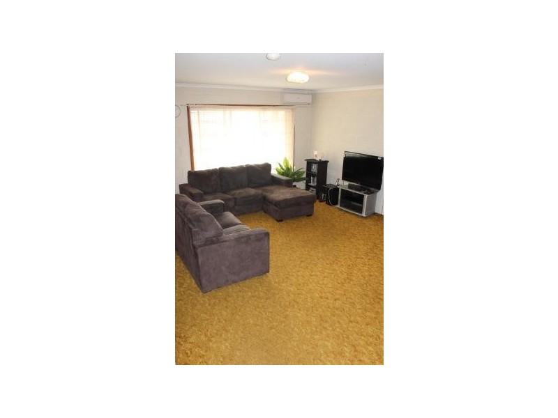 2/622 Prune Street, Lavington NSW 2641