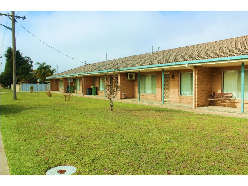 2/622 Prune Street, Lavington NSW 2641