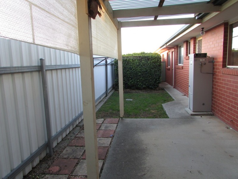 1/116 Benyon Street, East Albury NSW 2640