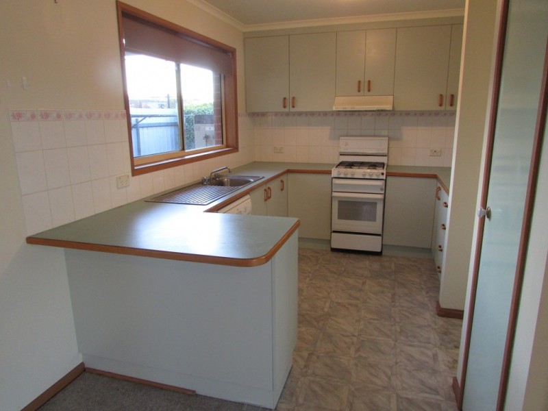 1/116 Benyon Street, East Albury NSW 2640