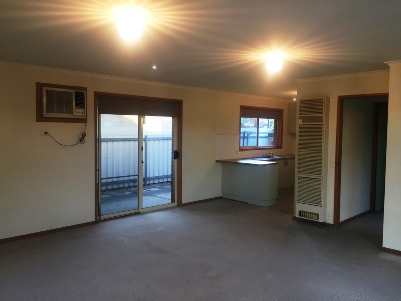 1/116 Benyon Street, East Albury NSW 2640