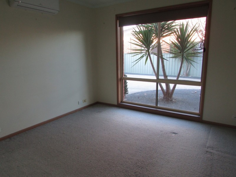 1/116 Benyon Street, East Albury NSW 2640