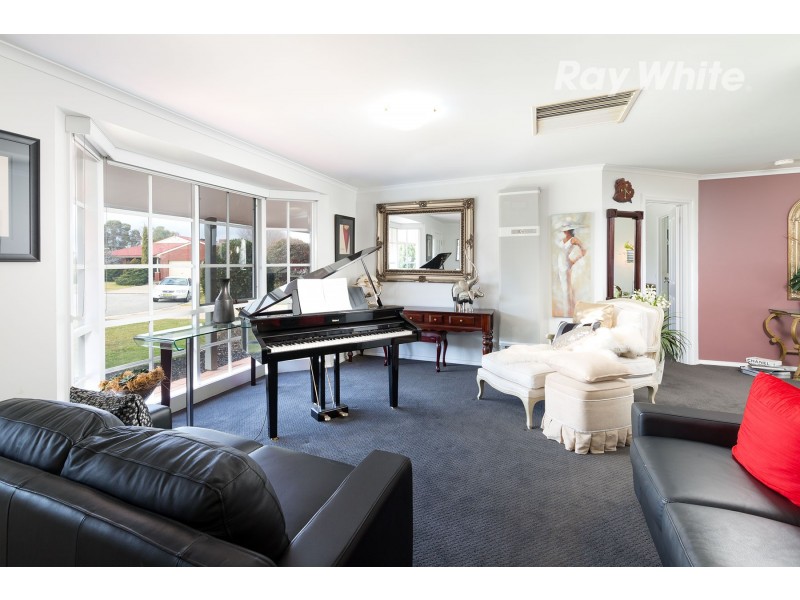 411 Tumgarra Place, Lavington NSW 2641