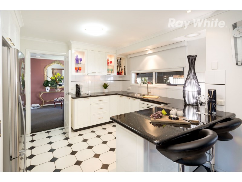 411 Tumgarra Place, Lavington NSW 2641