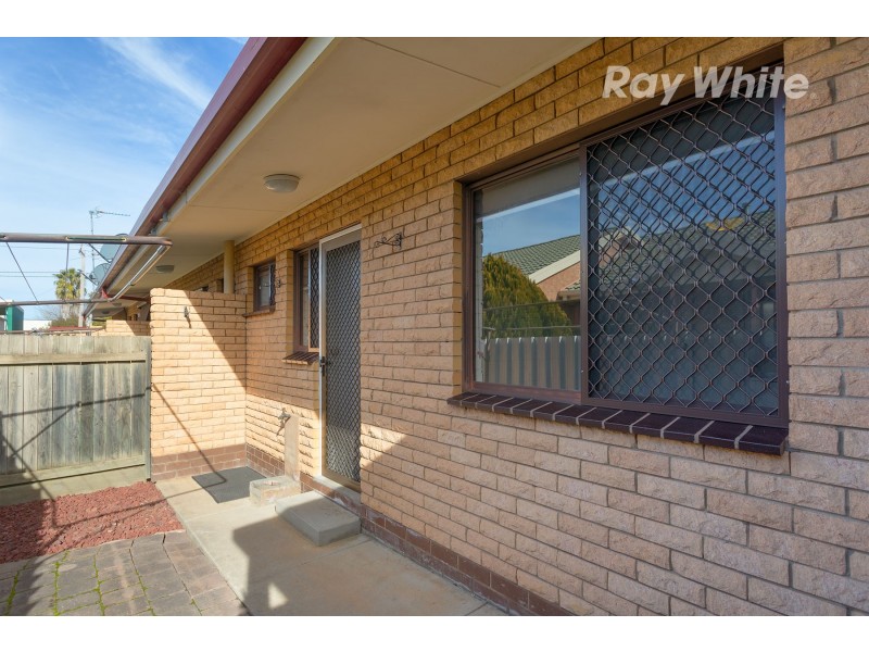 4/401 Griffith Road, Lavington NSW 2641