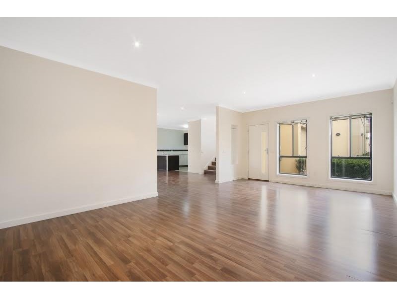 2/379 Urana Road, Lavington NSW 2641